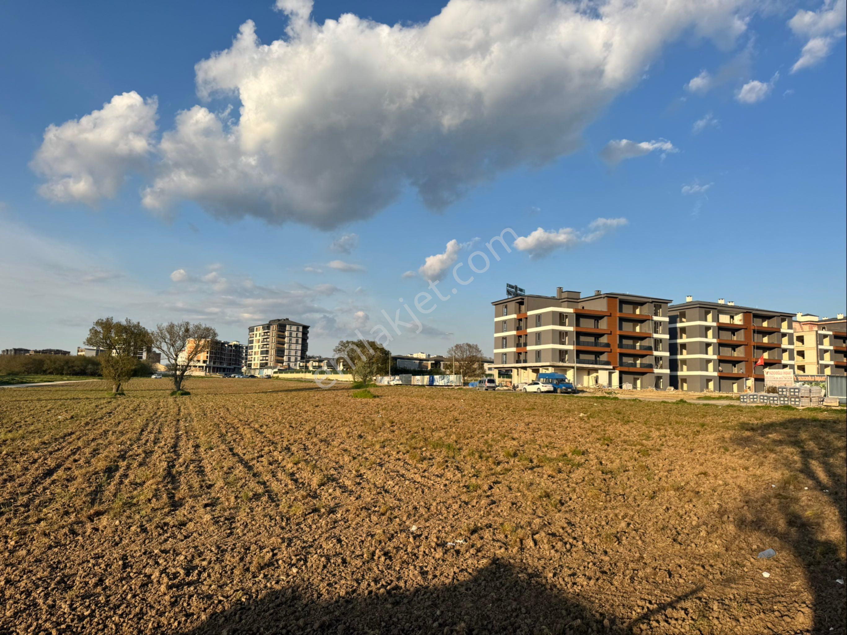 Tepe Bölgesin De Satılık 2.327m Konut İmarlı Arsa - Görsel 2
