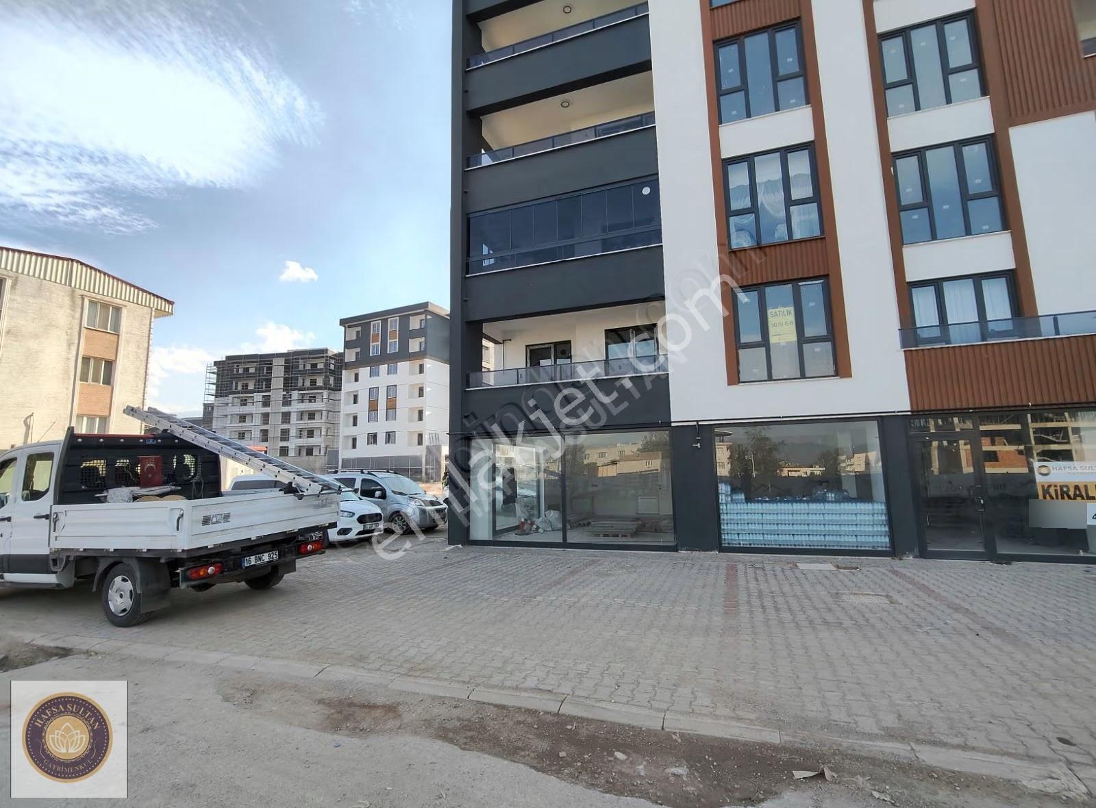 Hafsa Sultan'dan Kiralık Dükkan Lar