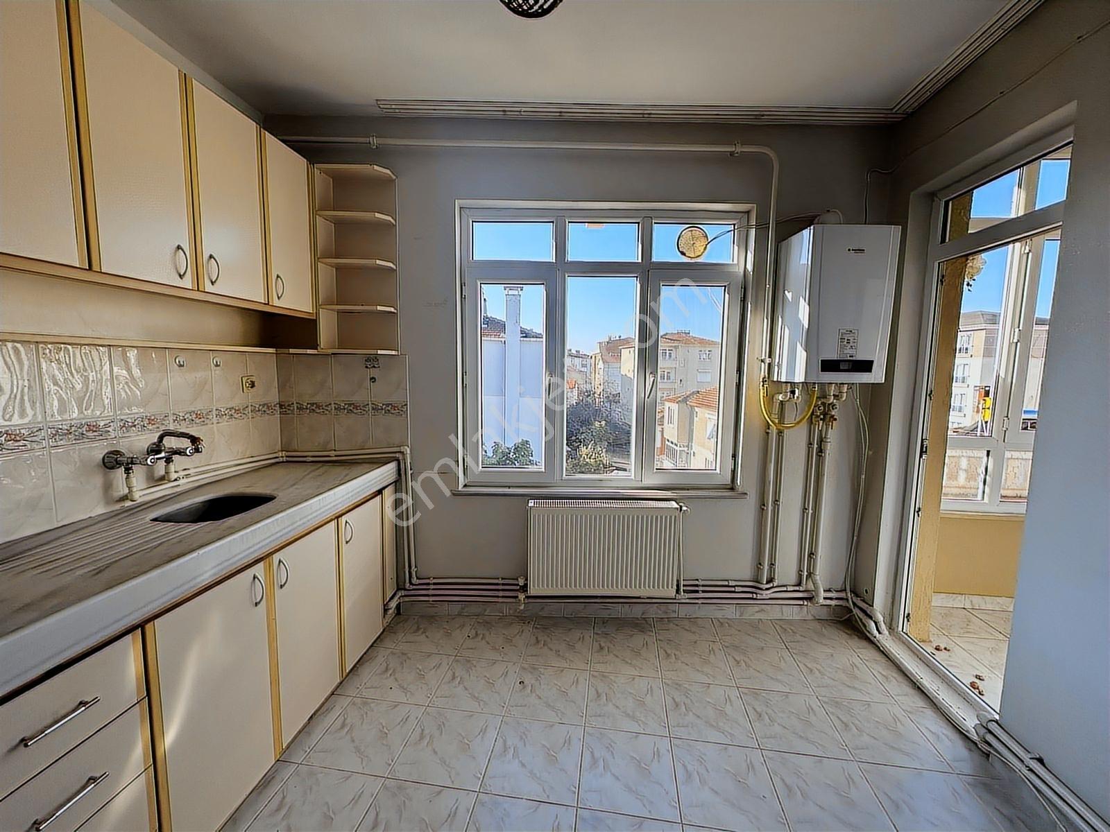 Atuğ Emlak'tan Damak Pastanesi Yakınında 140m² 3+1 Kiralık Daire - Görsel 8
