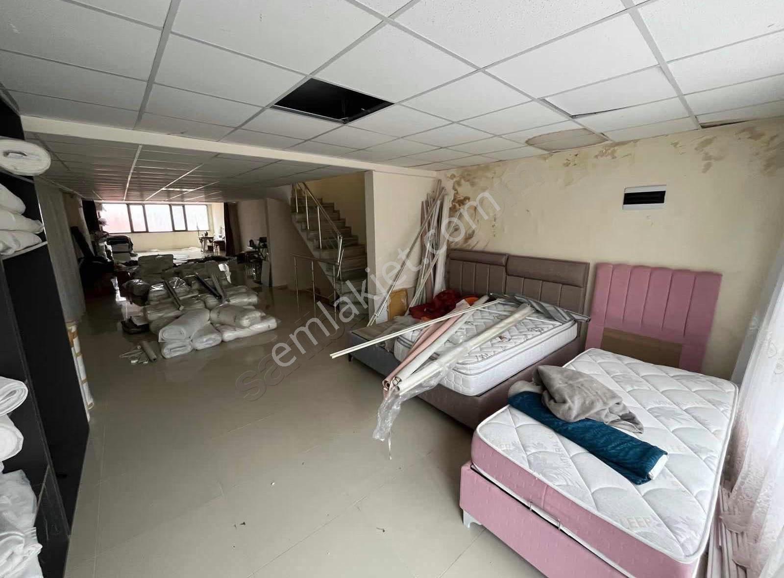 Kırkağaç Bankalar Caddesi Çarşı Merkez 3 Katlı Dükkan - Görsel 25