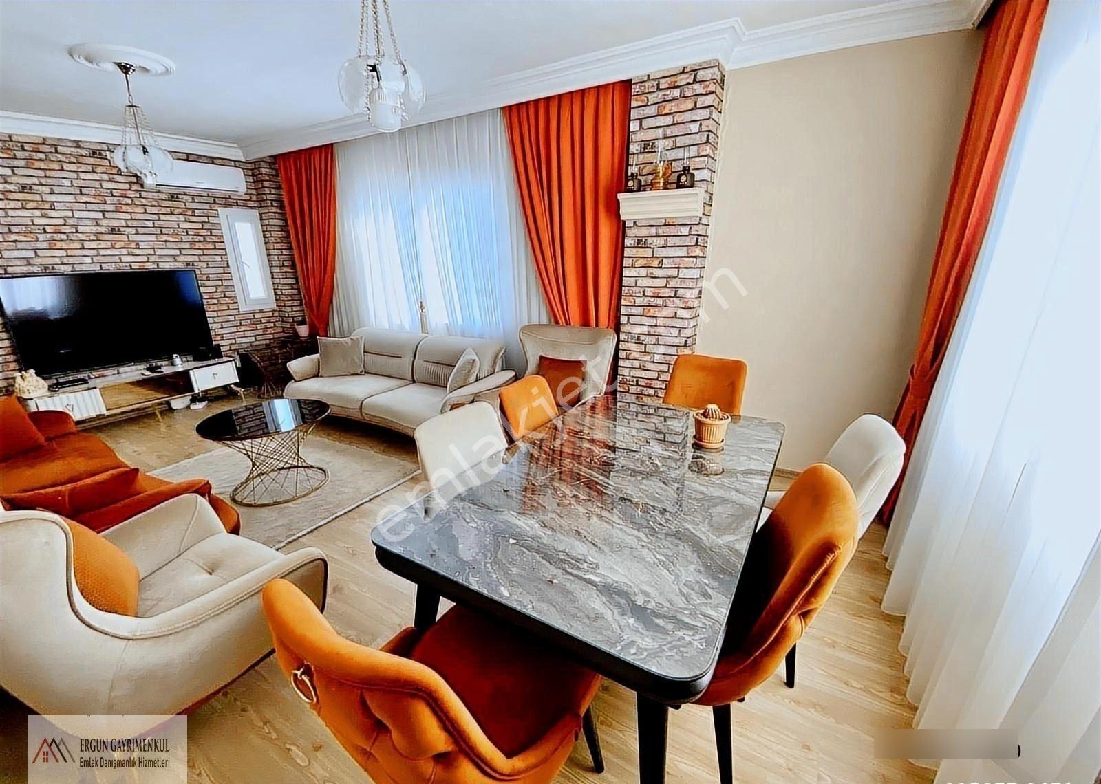 Bahçelievlerde Temiz 3+1 Satılık Daire