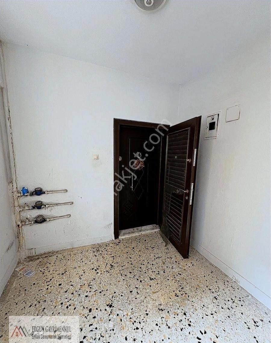 Ergünden Mesudiyede Fırsatlık Asansörlü Satılık 3+1 Daire - Görsel 7