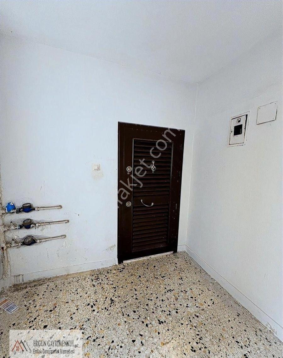 Ergünden Mesudiyede Fırsatlık Asansörlü Satılık 3+1 Daire - Görsel 35