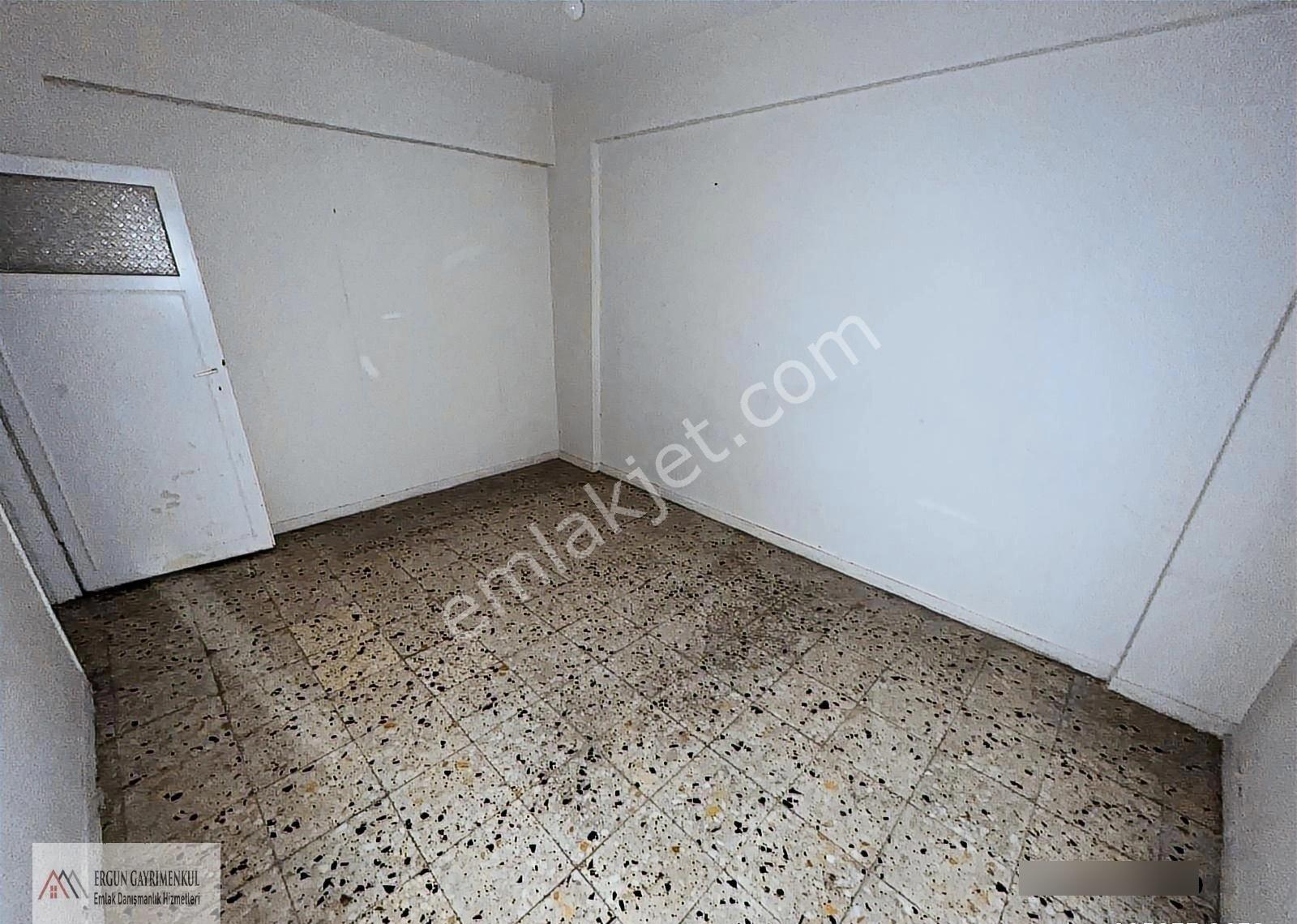 Ergünden Mesudiyede Fırsatlık Asansörlü Satılık 3+1 Daire - Görsel 19