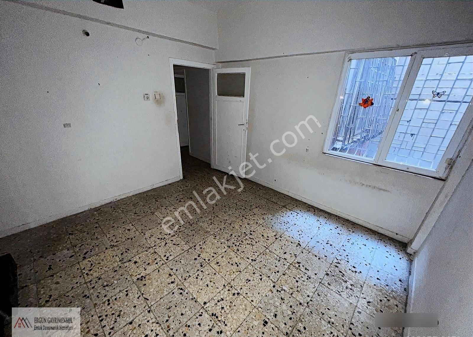 Ergünden Mesudiyede Fırsatlık Asansörlü Satılık 3+1 Daire - Görsel 15
