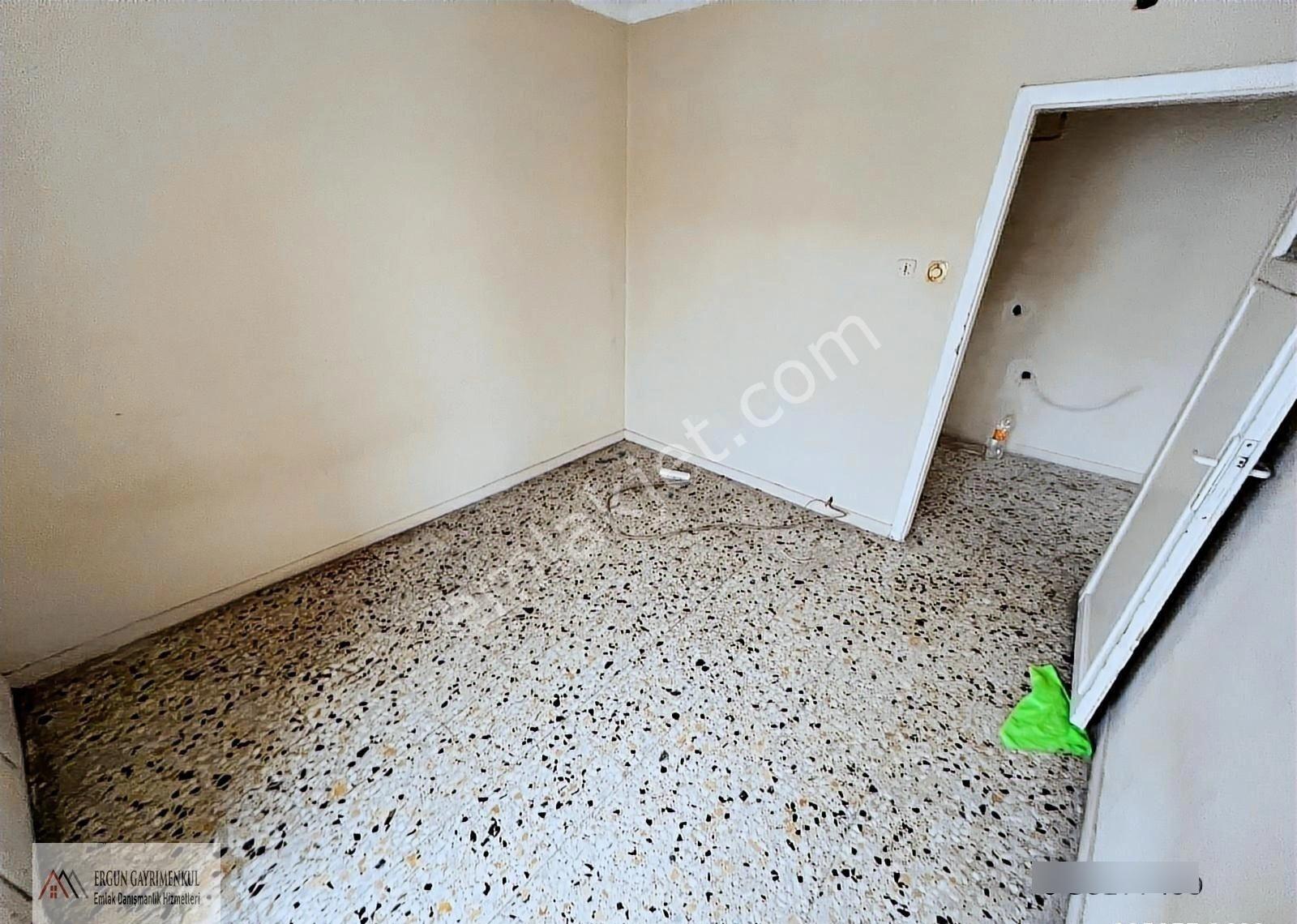 Ergünden Hamidiyede Cepheleri Açık Ayrı Mutfak Satılık 3+1 Daire - Görsel 27