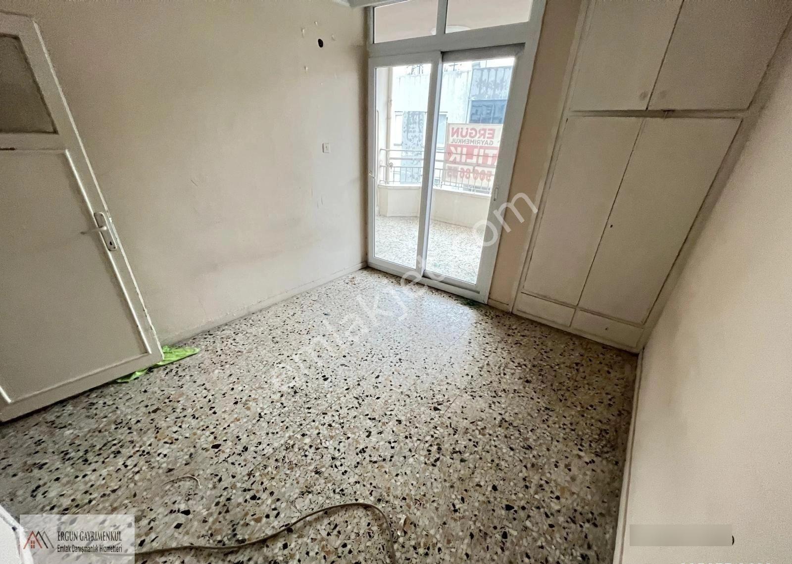 Ergünden Hamidiyede Cepheleri Açık Ayrı Mutfak Satılık 3+1 Daire - Görsel 34