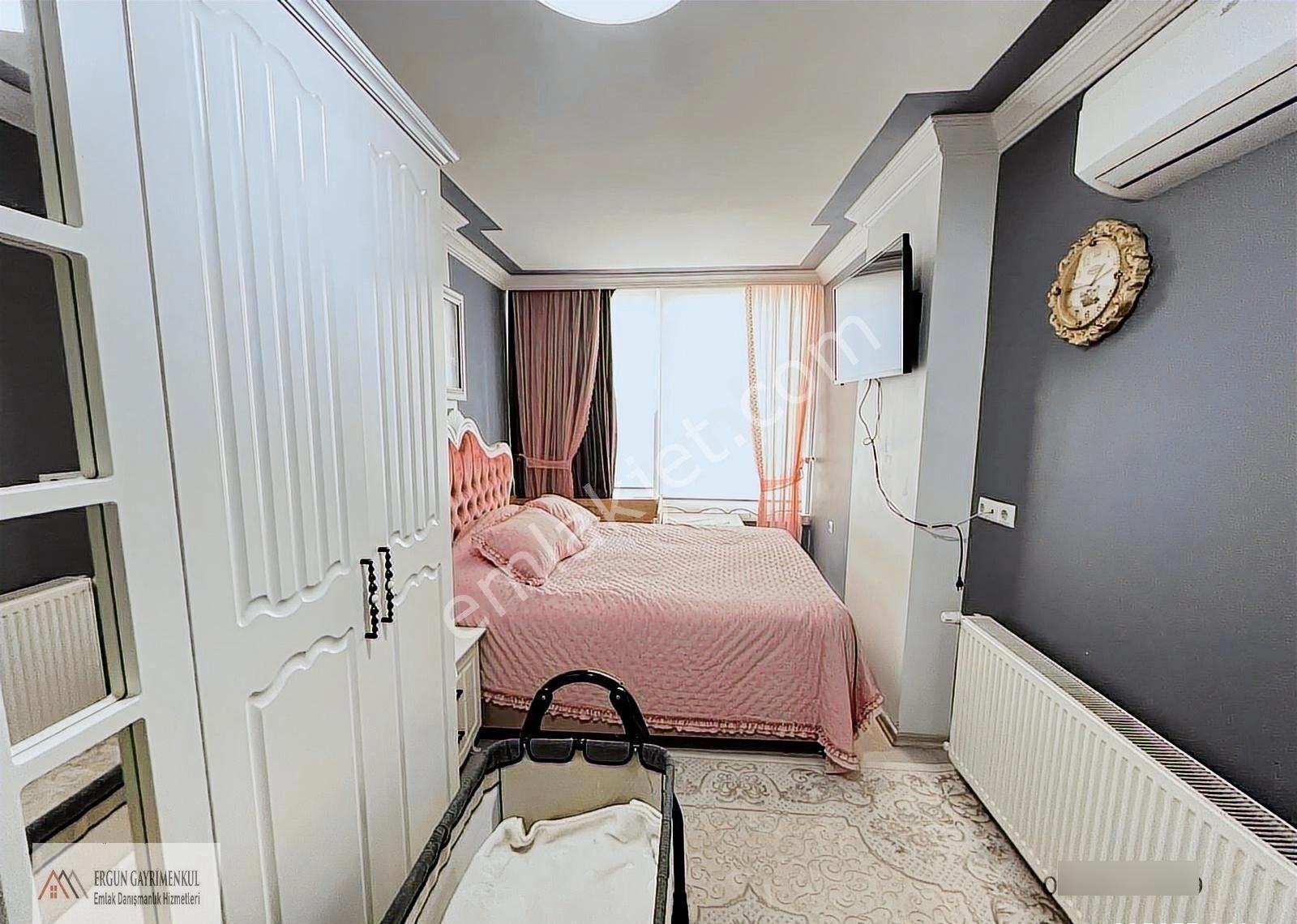 Ergünden Cumhuriyette Full Yapılı Doğalgazlı 3+1 Daire - Görsel 14