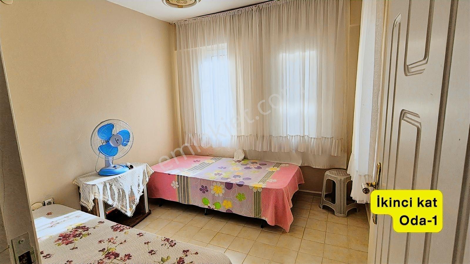 Kuşadası Soğucak Sahil Sitesinde, Eşyalı Kiralık Dubleks Villa - Görsel 7