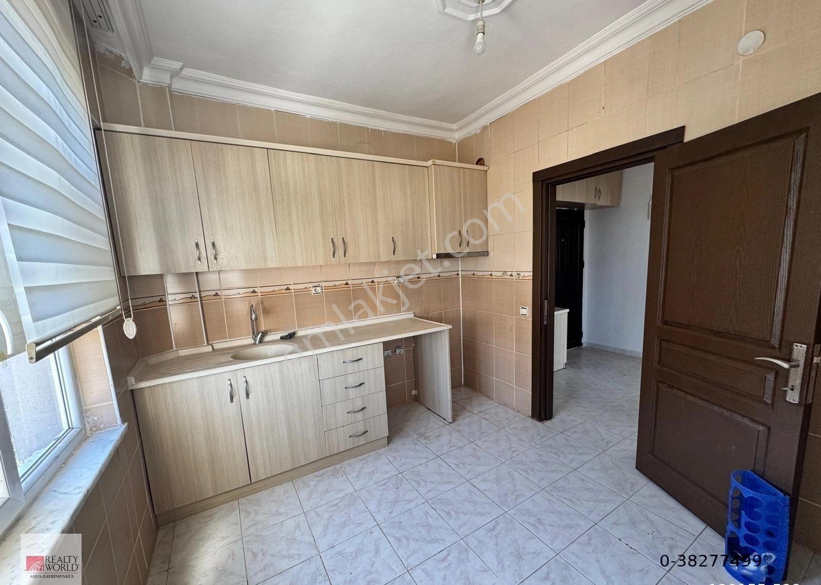 Antalya Çankaya Mahallesinde Site İçerisinde Satılık 3+1 Daire - Görsel 26