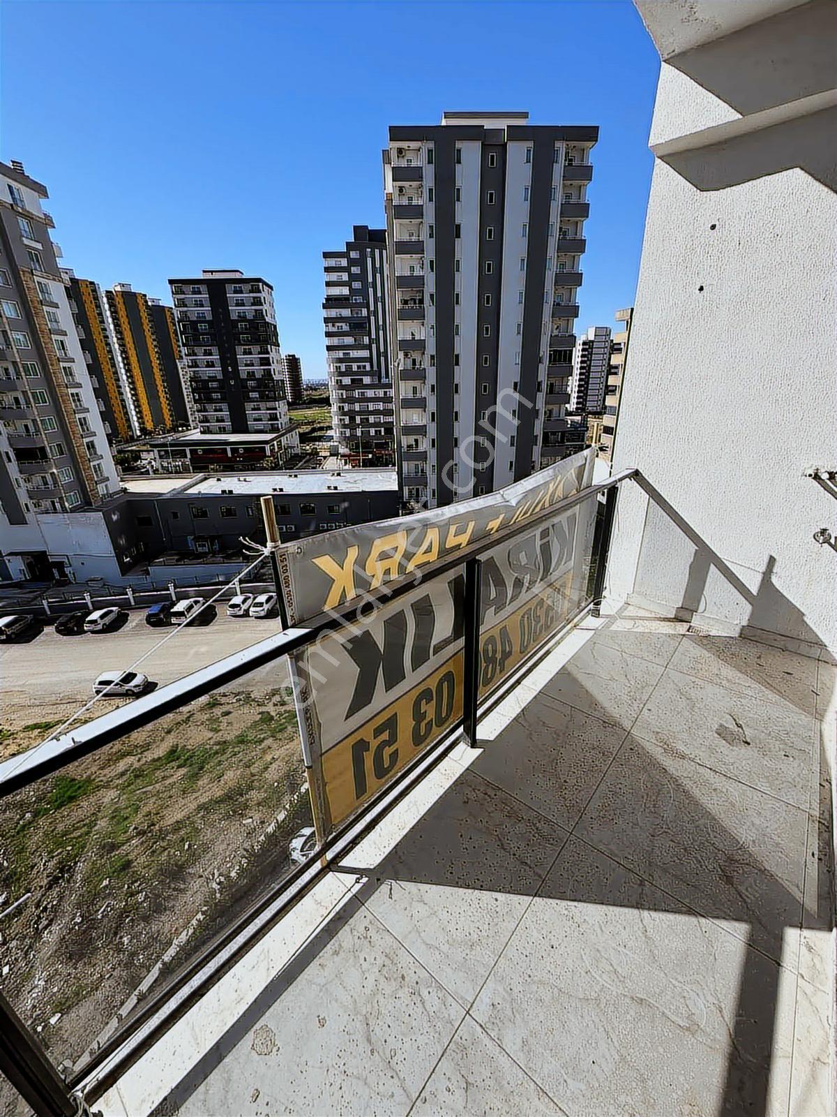 Çarkıparede 1+1 Lüxx İşçilikli Cadde Üzeri Kiralık Daire - Görsel 14
