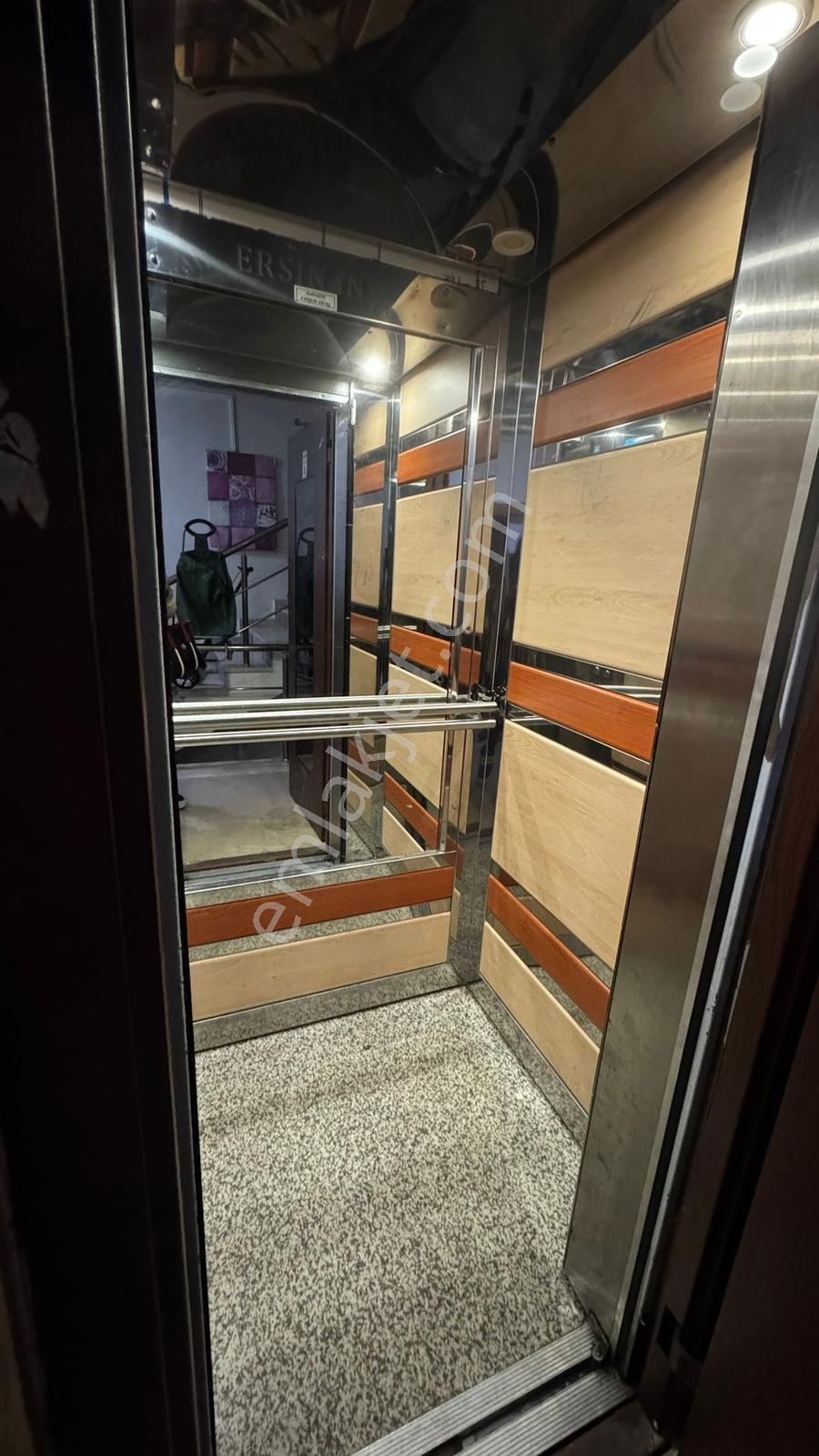 Karakaşta Kiralık 2+1 Daire - Görsel 28
