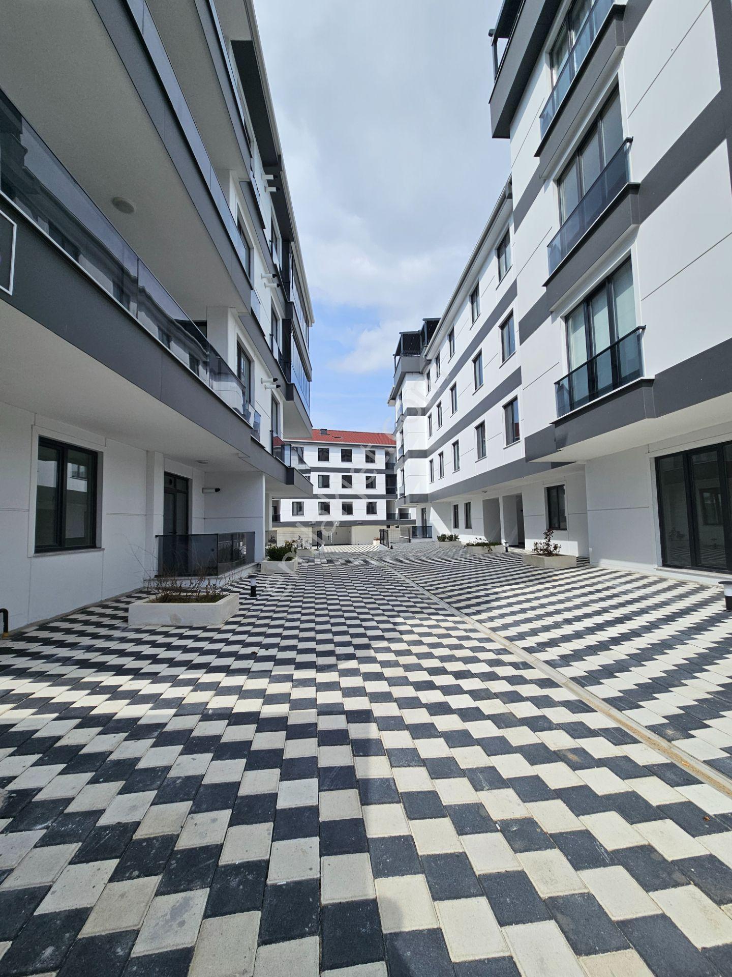 Lüleburgaz Zafer Mahallesinde Havuzlu Sitede Dubleks 4+1 Daire - Görsel 4