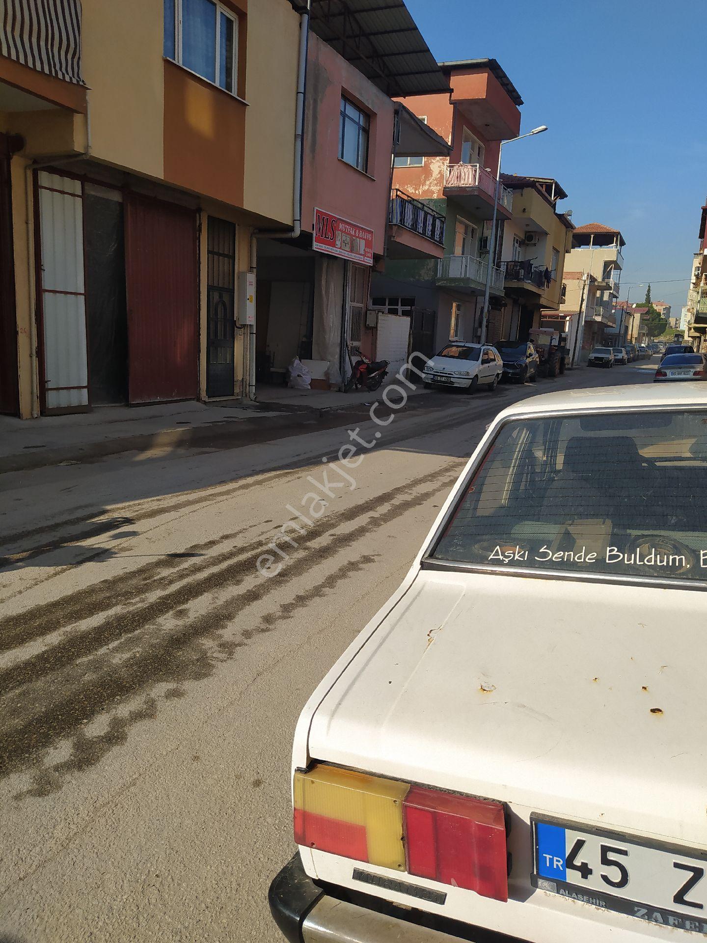 Sanayi Bölgesinde Köşe Başı - Görsel 9