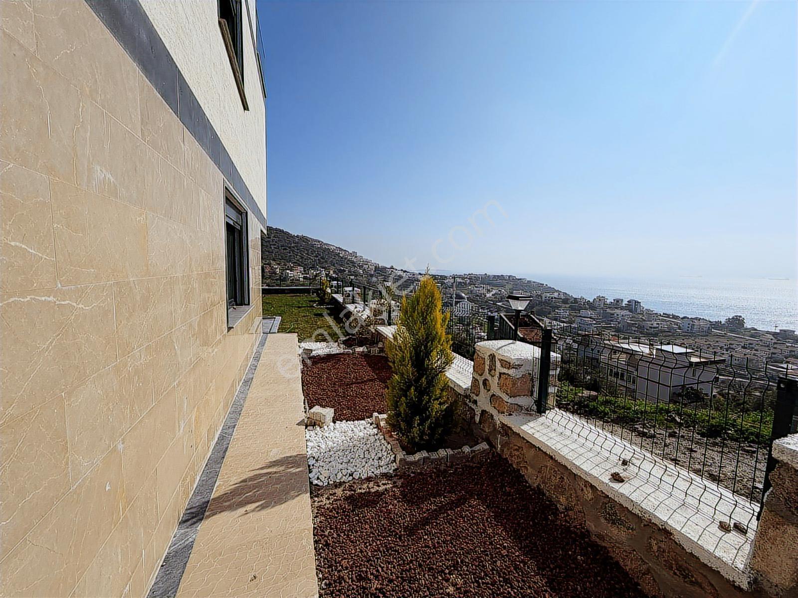 Çandarlı Eyko'da Full Deniz Manzaralı Lüks Villa | 4+1 | 300 M² - Görsel 34