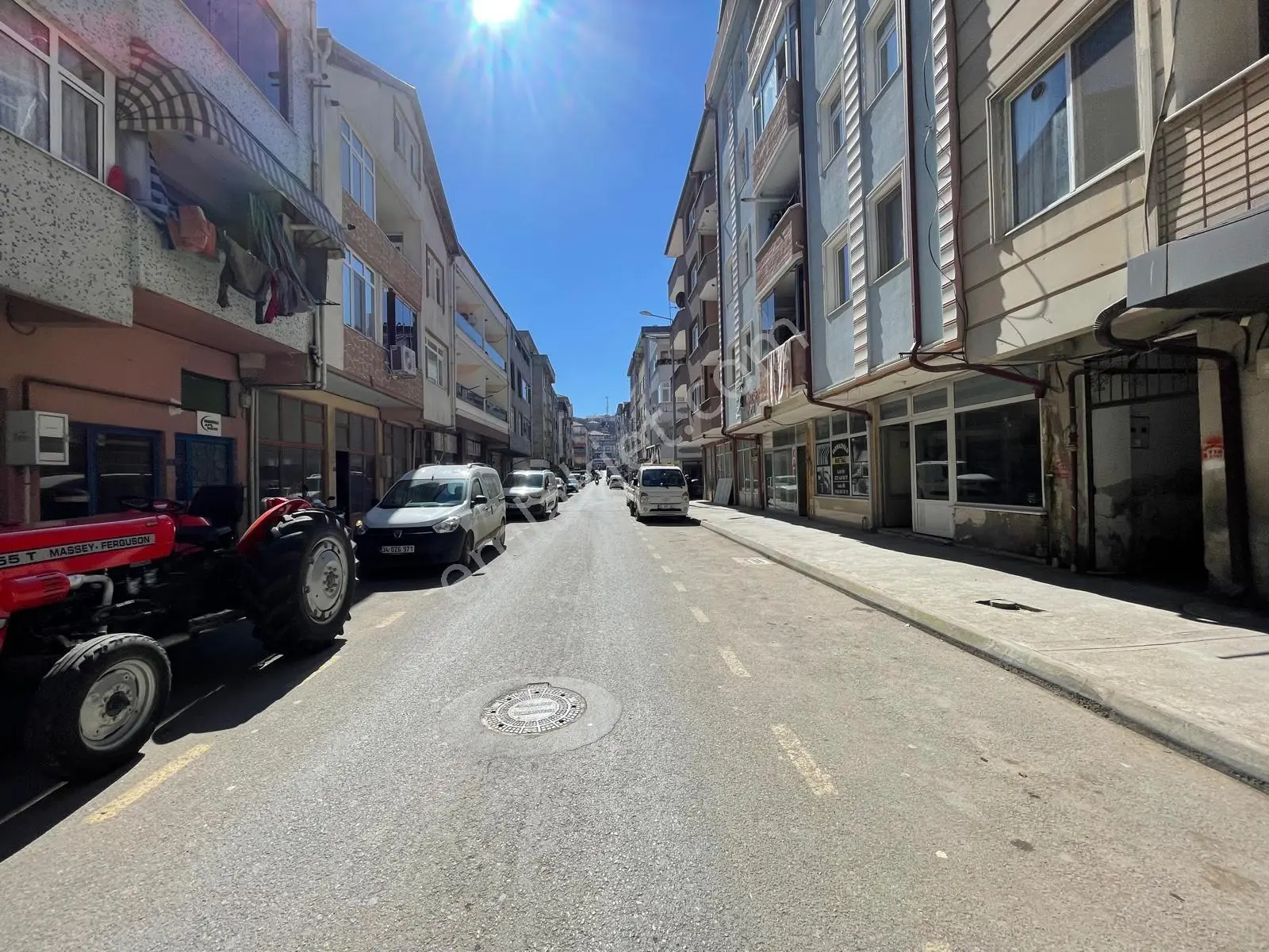 Karasu Çarşı Merkezde Ara Kat Açık Cephe Mutfak Ayrı 3+1 Daire - Görsel 24
