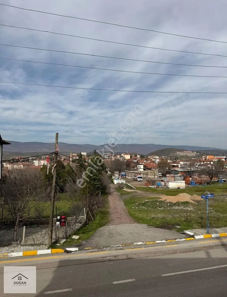 Güdül Emirler Cadde Üzeri Harika Geniş Satılık Müstakil Ev - Görsel 3