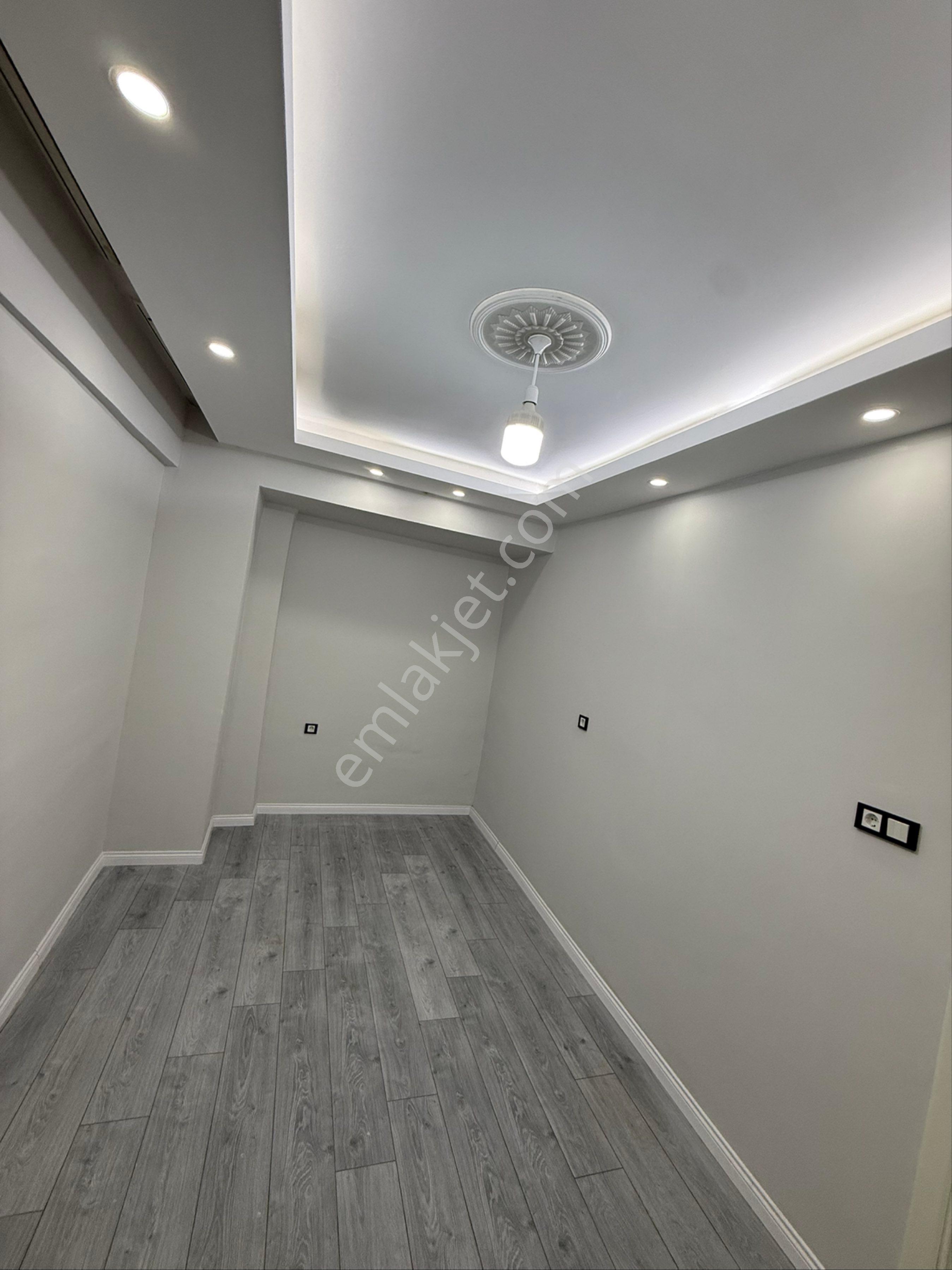 Ciftlik Mahallesinde İci Full Yapılı Satılık Daire - Görsel 11