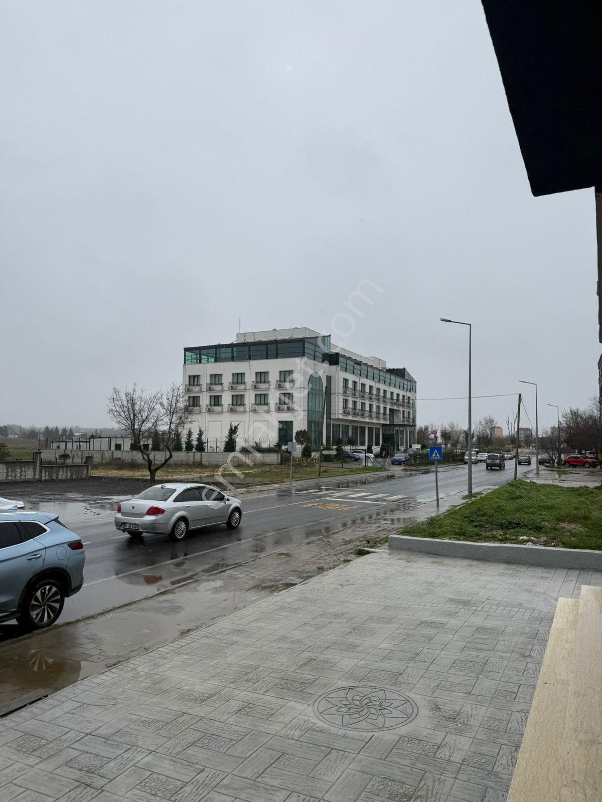 ꧁ ╣ Hattuşa Otel Karşısı ╠ 100 M² Kiralık Dükkan ꧂ - Görsel 16