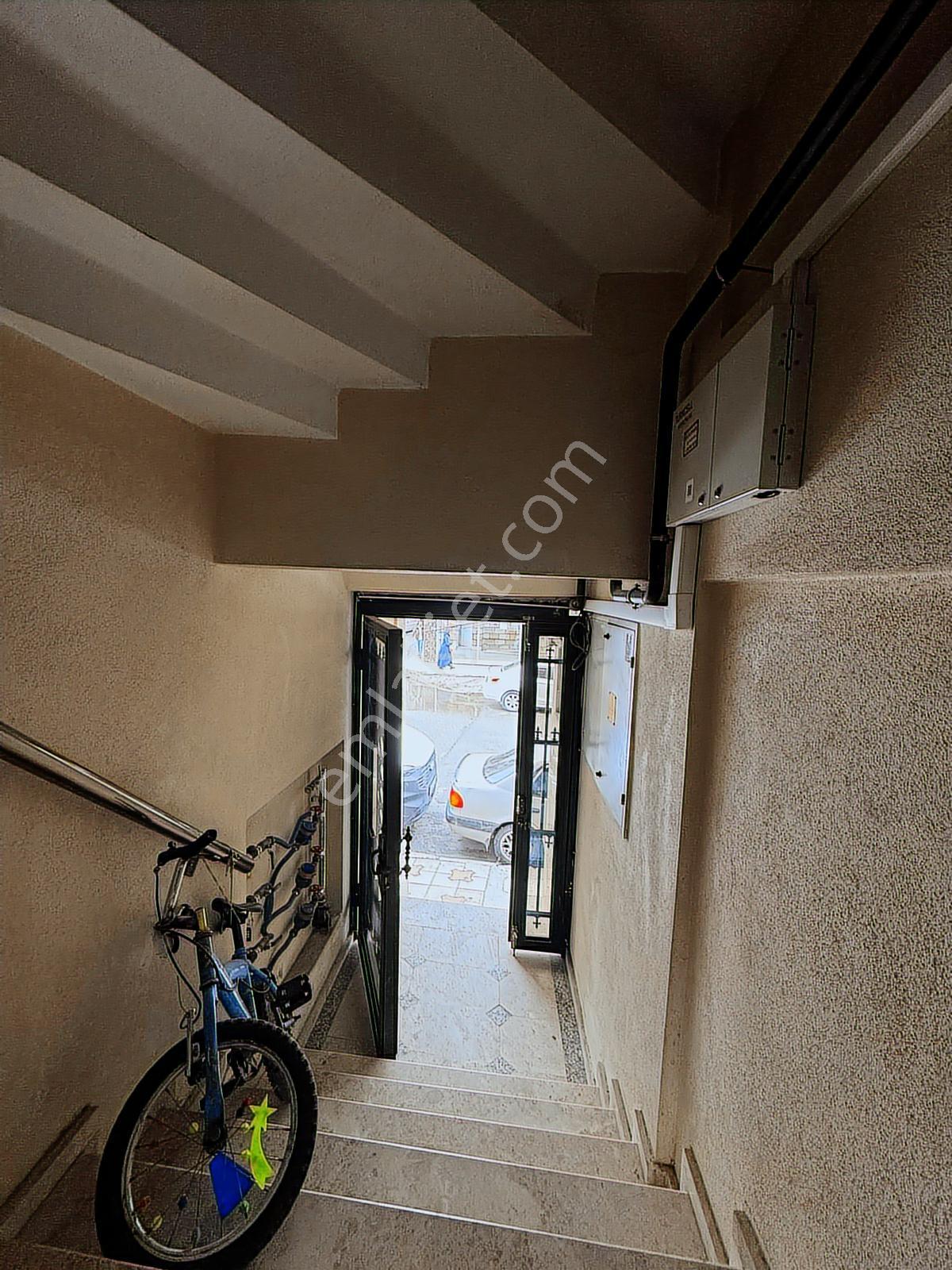 Akın'dan Buca Yeşilbağlar Mah 2+1 Dgazlı Cam Balkonlu Daire - Görsel 8