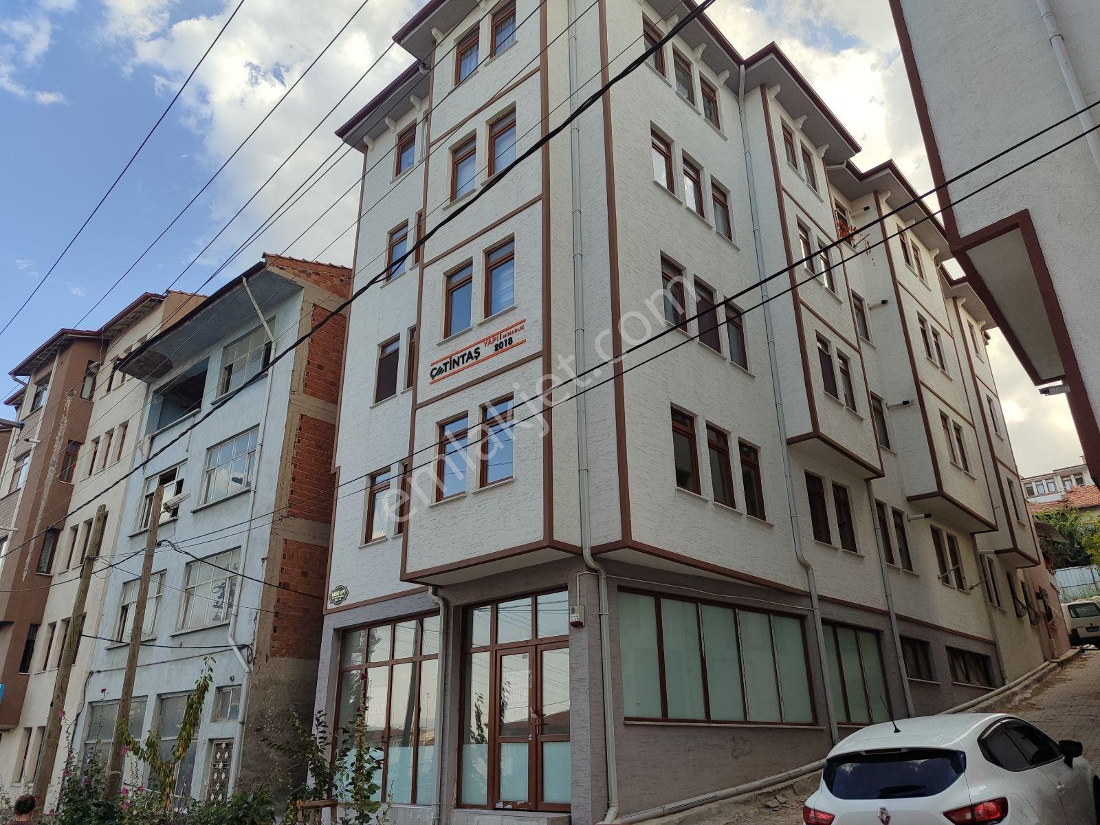 Asel'den Çarşı 3 Dk Mesafe 1+1 Eşyalı Asansörlü Arakat Daire - Görsel 11