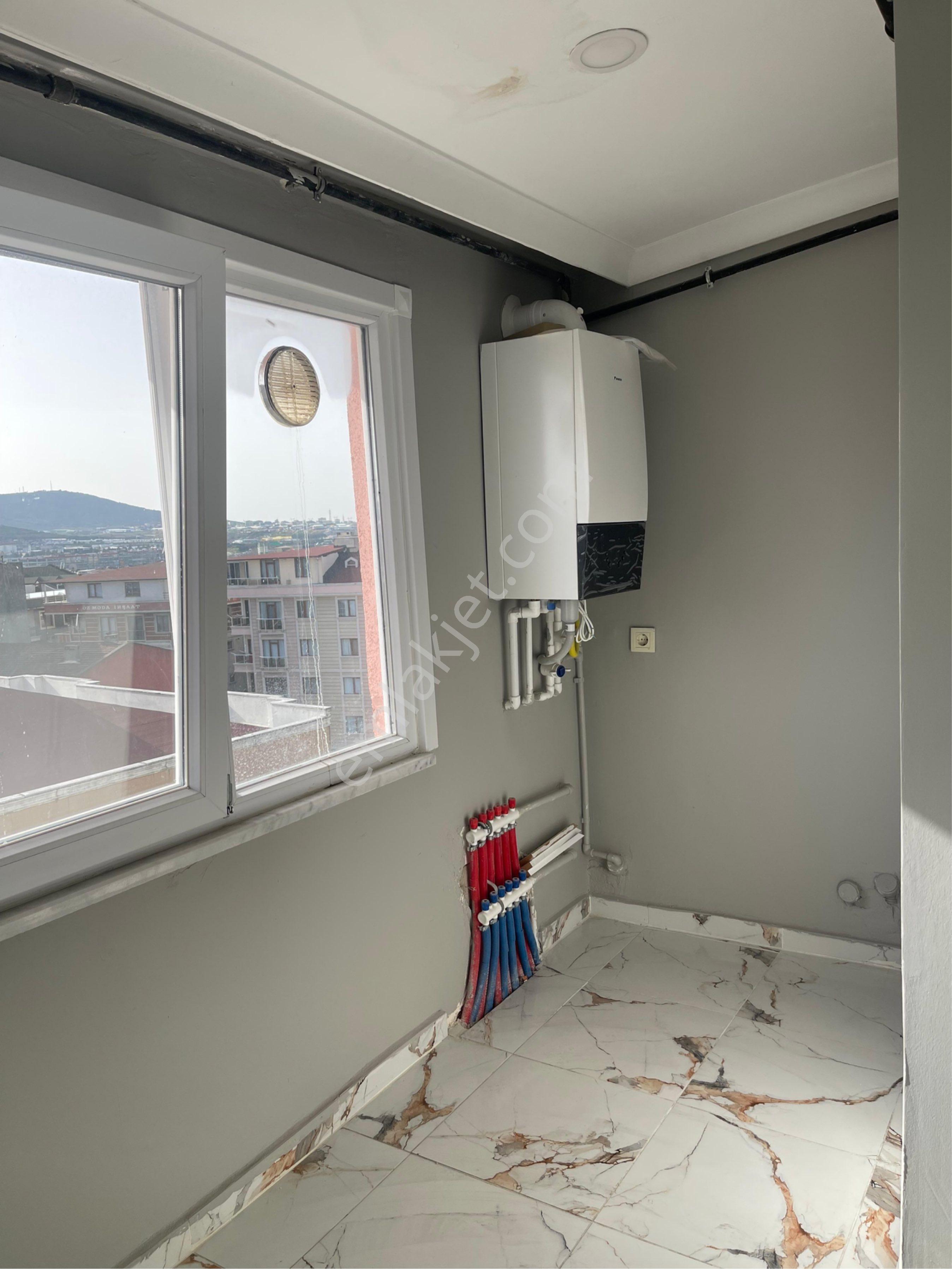 Samandıra Merkezde 170 M2 Satılık 2 Daire Tek Fiyat Çatı Dublels Daire - Görsel 8