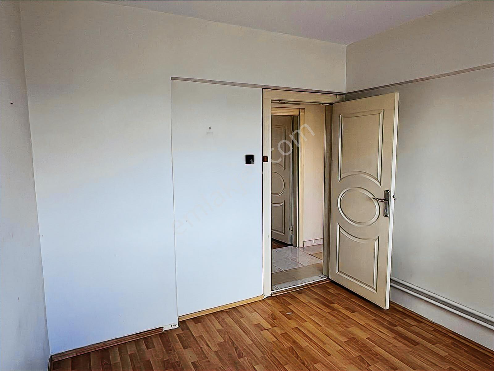 Kartal'dan Dilek 80 Sitesi Ara Kat 3+1 Asansörlü Hemen Taşının - Görsel 20