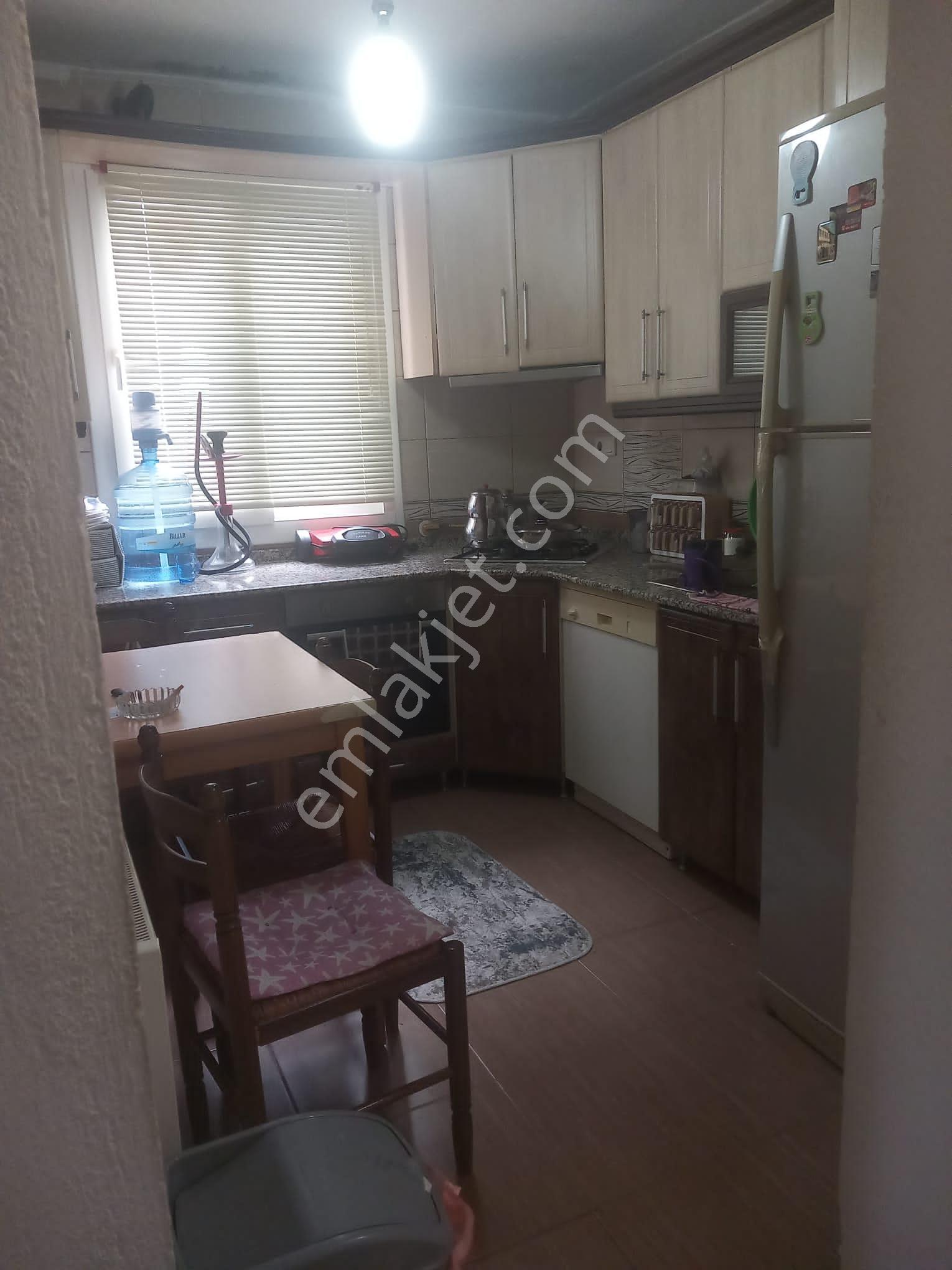 Bornova Atatürk Mah. 243 M2 Arsa İçinde 2 Katlı Bina - Görsel 24