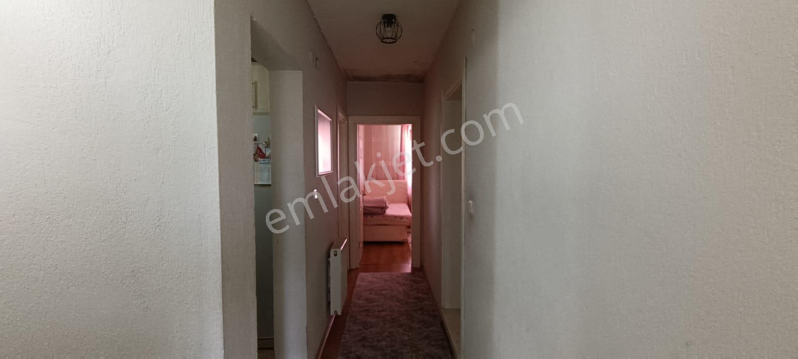 Bornova Atatürk Mah. 243 M2 Arsa İçinde 2 Katlı Bina - Görsel 20