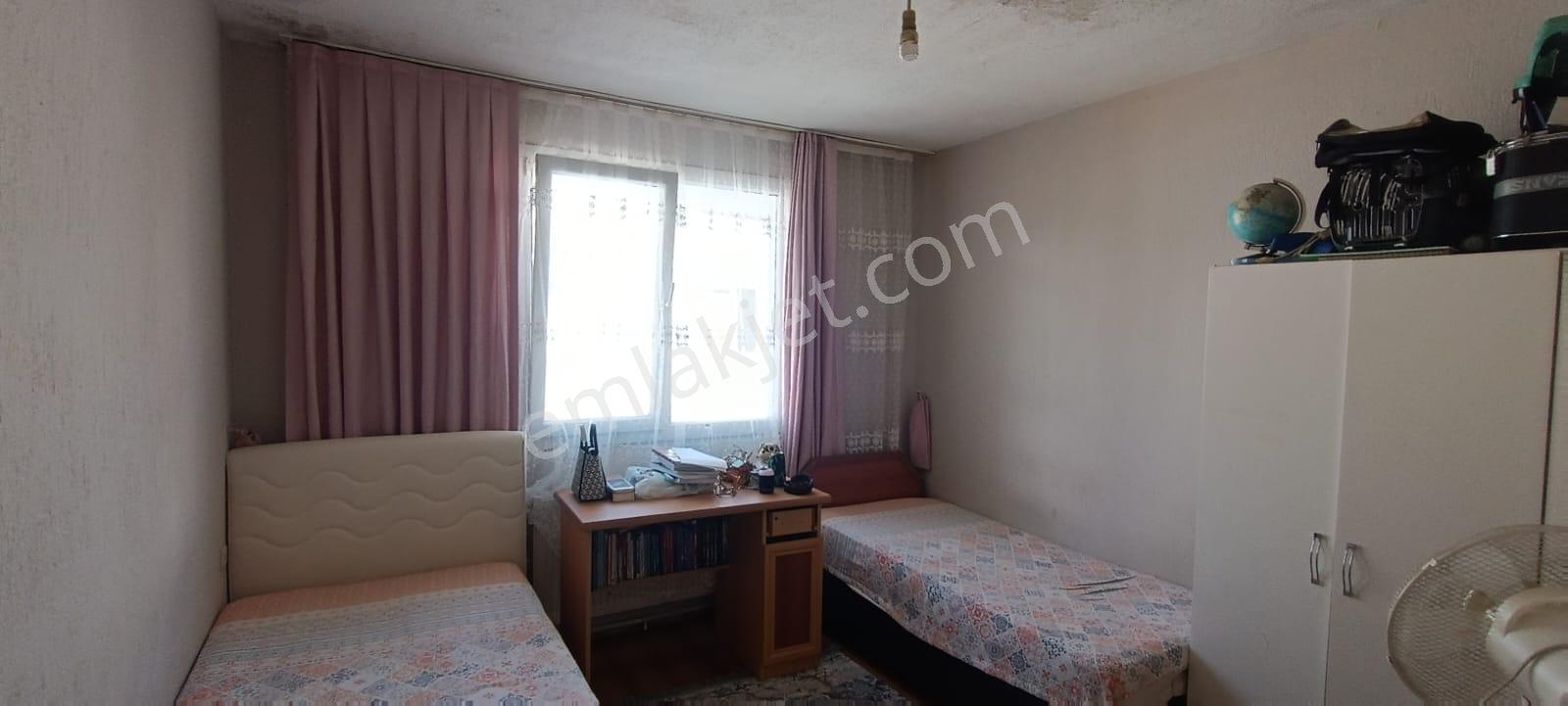 Bornova Atatürk Mah. 243 M2 Arsa İçinde 2 Katlı Bina - Görsel 27