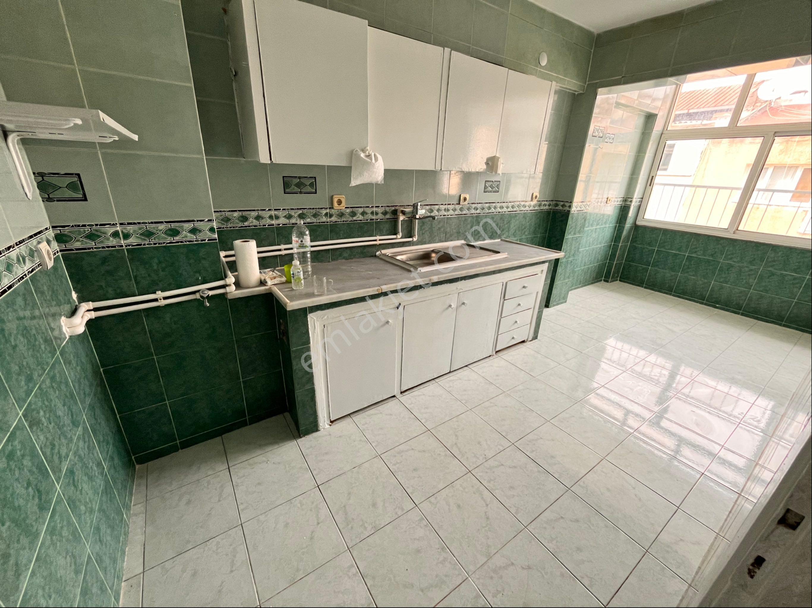 Halilrıfatpaşa Caddesinde 2+1 100m2 Temiz Önü Açık Ferah Daire - Görsel 11
