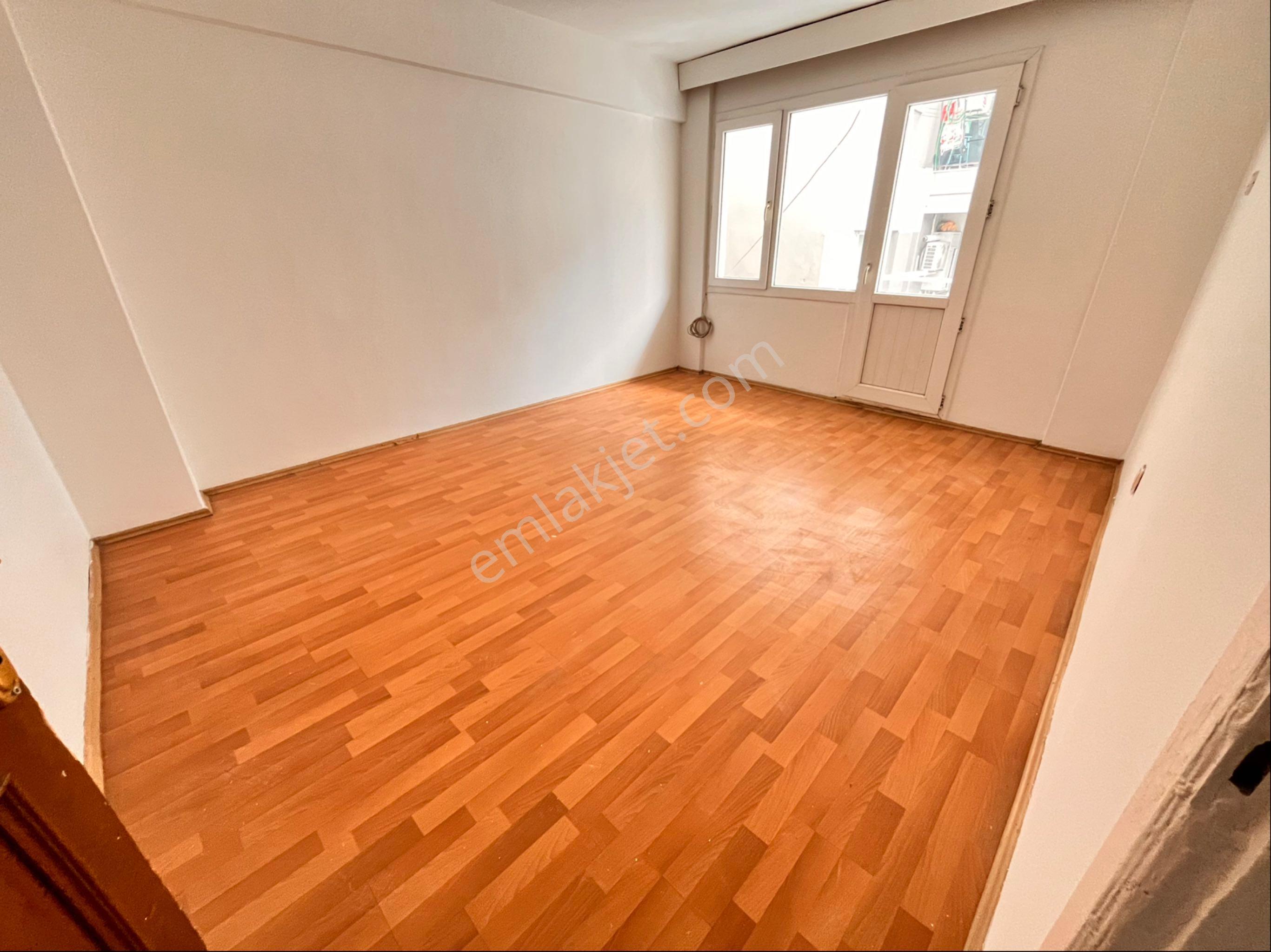 Halilrıfatpaşa Caddesinde 2+1 100m2 Temiz Önü Açık Ferah Daire - Görsel 18
