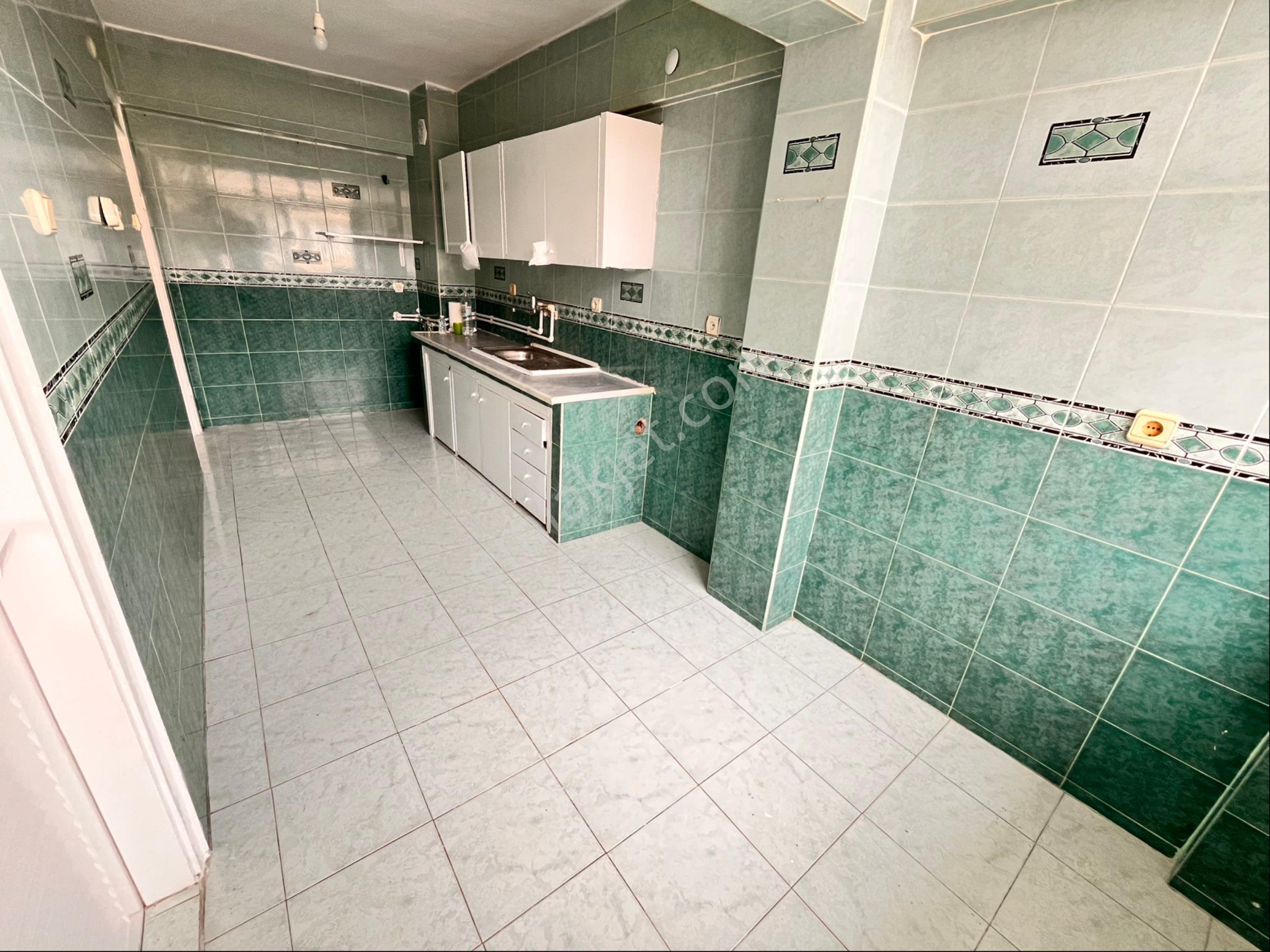 Halilrıfatpaşa Caddesinde 2+1 100m2 Temiz Önü Açık Ferah Daire - Görsel 14