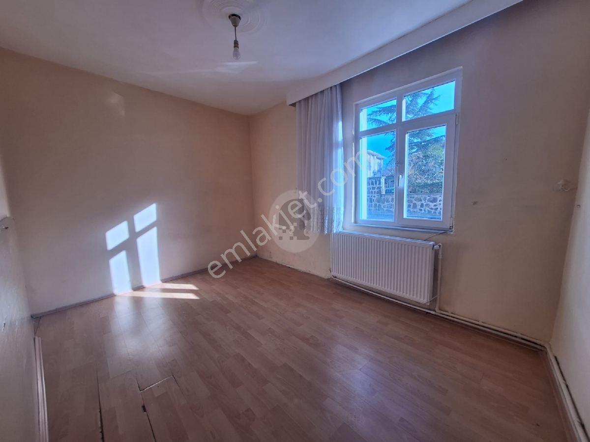 Erdal İnönü Caddesi Servis Güzergahına Yakın Kiralık 2 1 P.no: 1449 M - Görsel 9