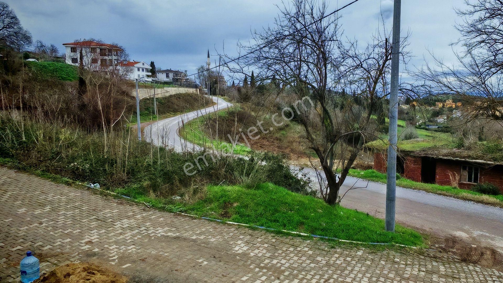 * Deniz Manzaralı * Çift Yol Cepheli * 647m² * İmarlı Arsa *