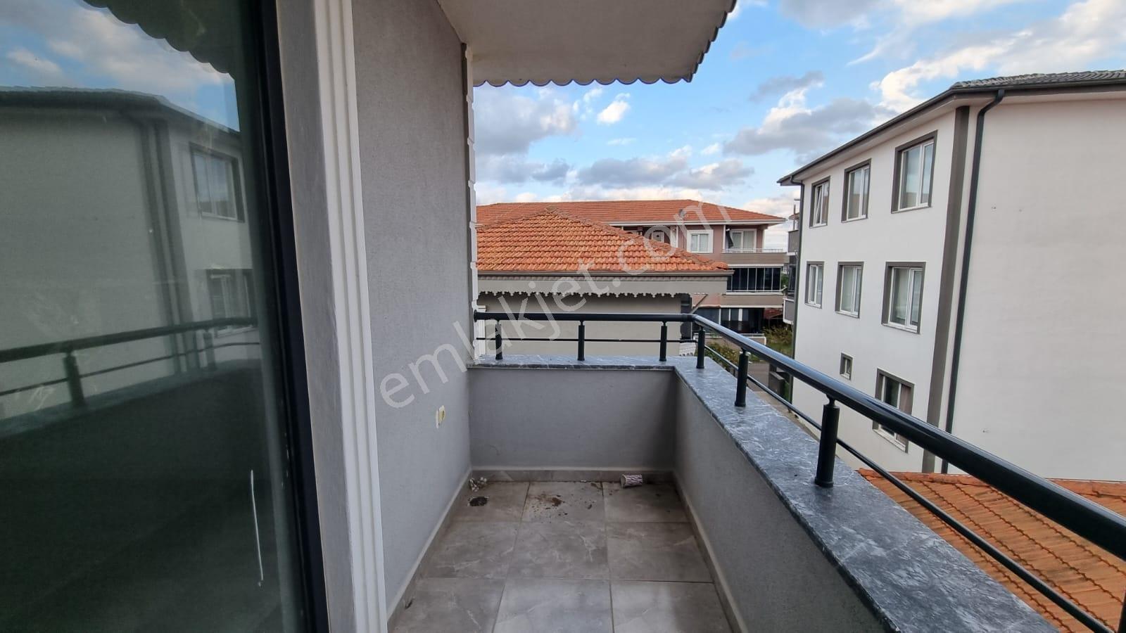 Denize 300m Yaz/kış Oturuma Uygun Masrafsız 2 Yaşında Fırsat 2+1 - Görsel 9