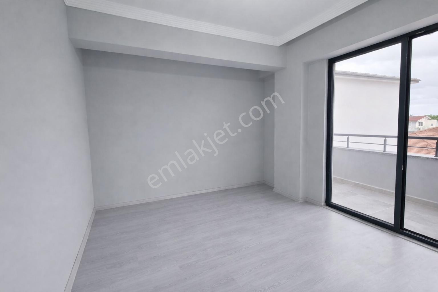Denize 300m Yaz/kış Oturuma Uygun Masrafsız 2 Yaşında Fırsat 2+1 - Görsel 8