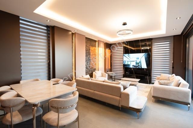 Kuşadası Soğucak'ta Full Deniz Manzaralı , Eşyalı Fırsat Villa - Görsel 22
