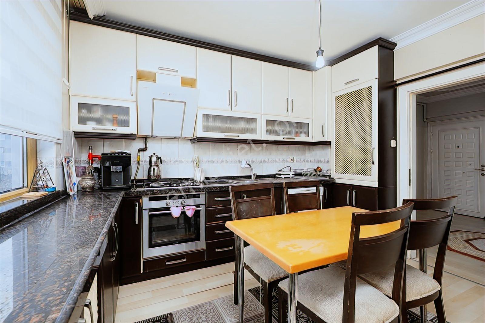 Remax Advantage'n Beşevler Bilginler Cd Satılık 3+1 Daire - Görsel 11