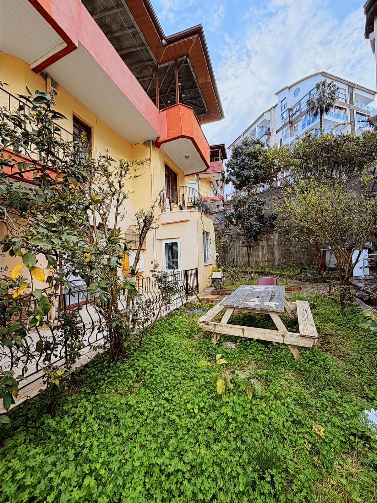 Bmkdan Antalya Alanya Avsallarda Satılık Tripleks Villa - Görsel 10
