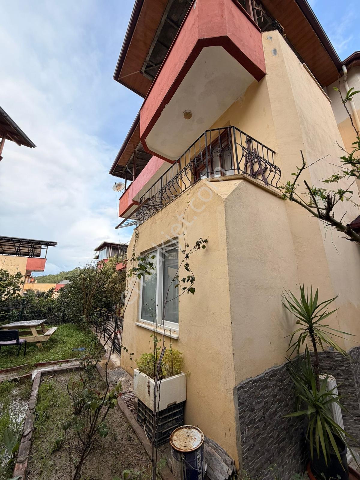 Bmkdan Antalya Alanya Avsallarda Satılık Tripleks Villa - Görsel 9