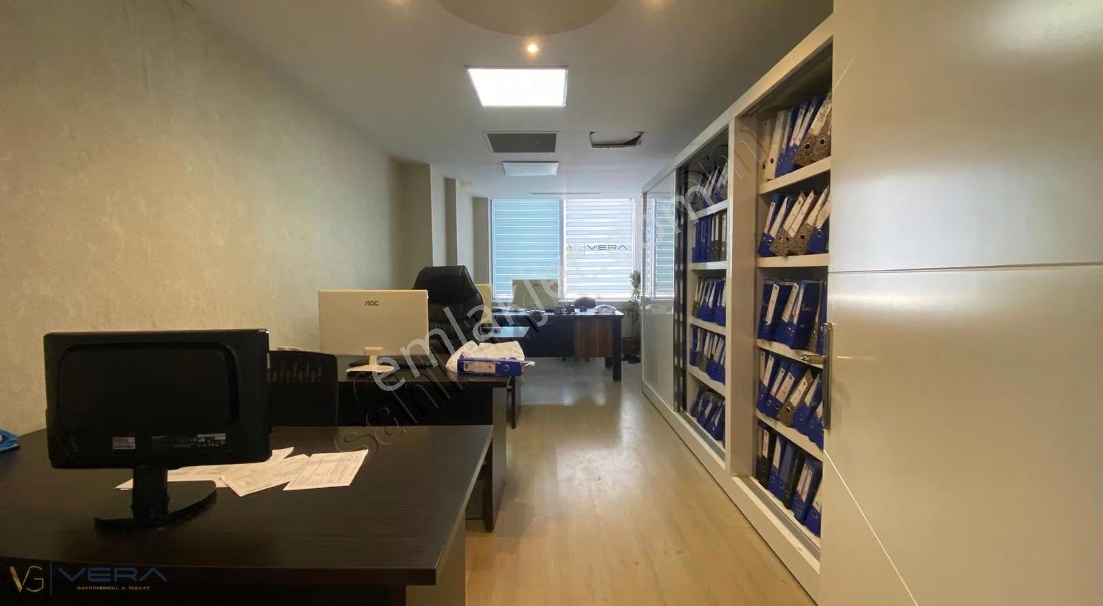 Uğur Plazada Ful Eşyalı Bakımlı 3+1 Kiralık Lüks Ofis - Görsel 5