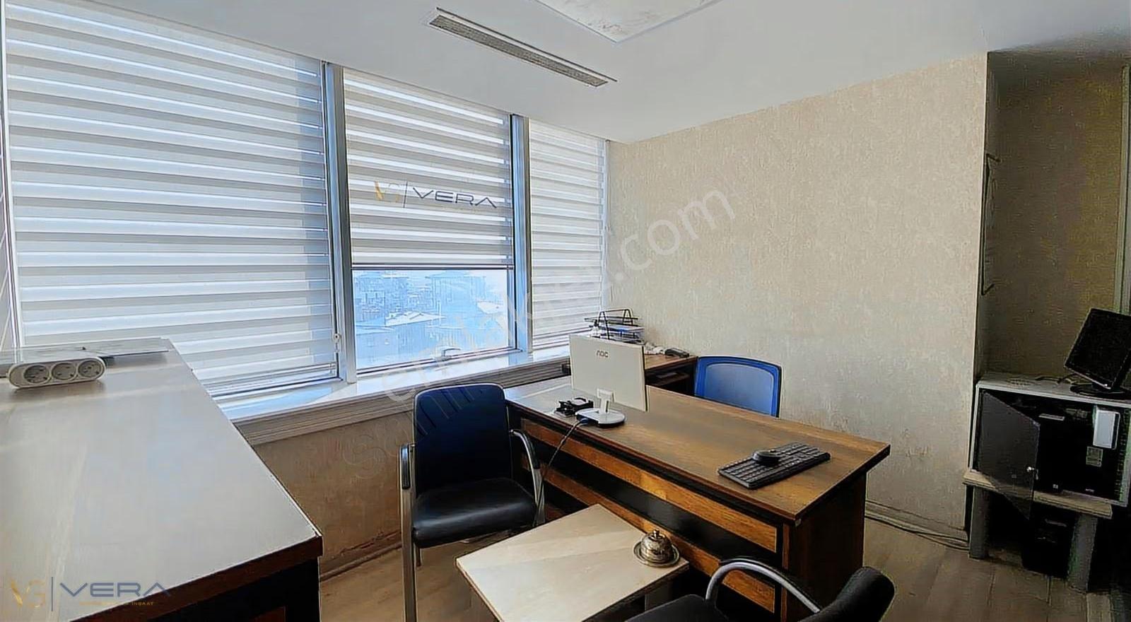 Uğur Plazada Ful Eşyalı Bakımlı 3+1 Kiralık Lüks Ofis - Görsel 17