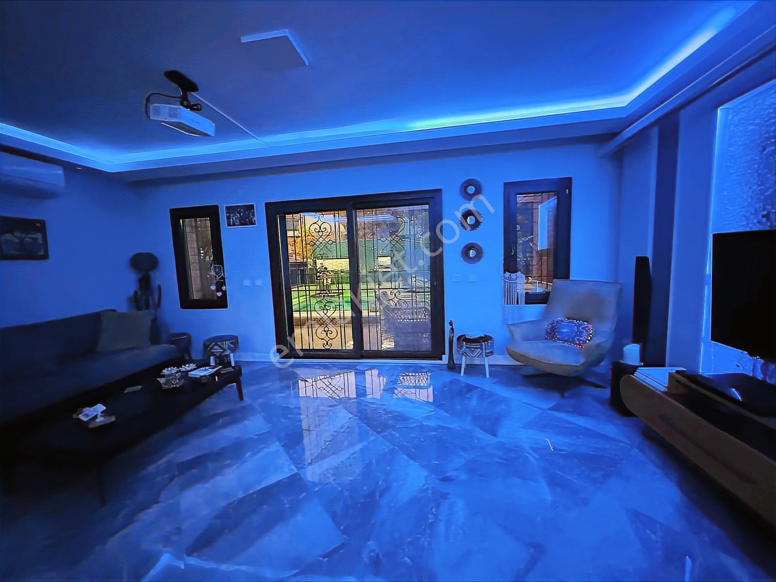 Kuşadası Kadınlar Denizinde 5 Oda 2 Salon Dev Villa - Görsel 6