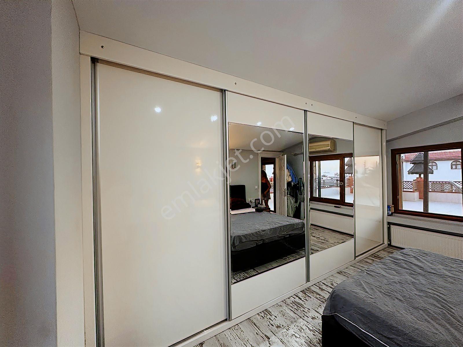 Kuşadası Kadınlar Denizinde 5 Oda 2 Salon Dev Villa - Görsel 18