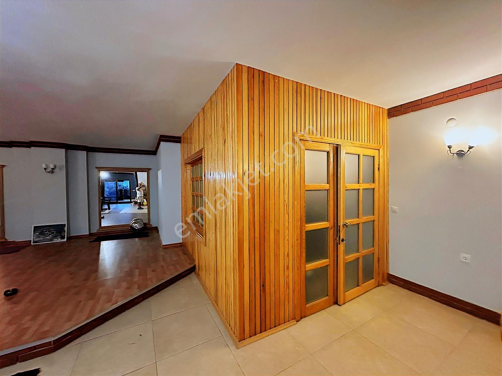 Kuşadası Kadınlar Denizinde 5 Oda 2 Salon Dev Villa - Görsel 17