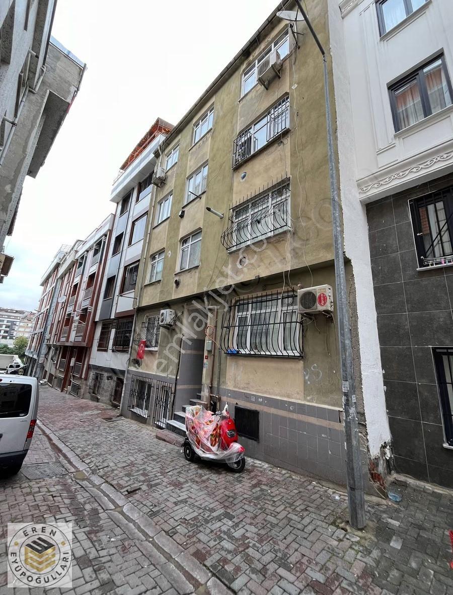 B.paşa Orta Mah. 1+1 Full Tadilatlı D.gaz Sobalı Ara Kat Daire - Görsel 5