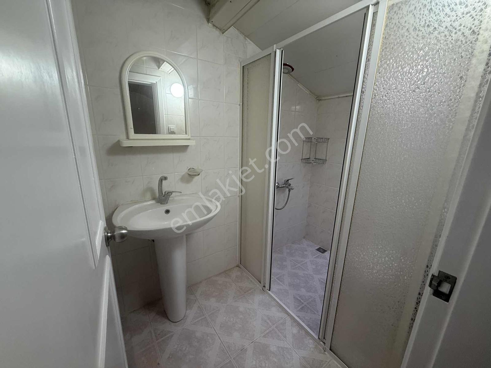 Tuzla Mah'de 3+1 Eşyasız Dublex Daire - Görsel 8