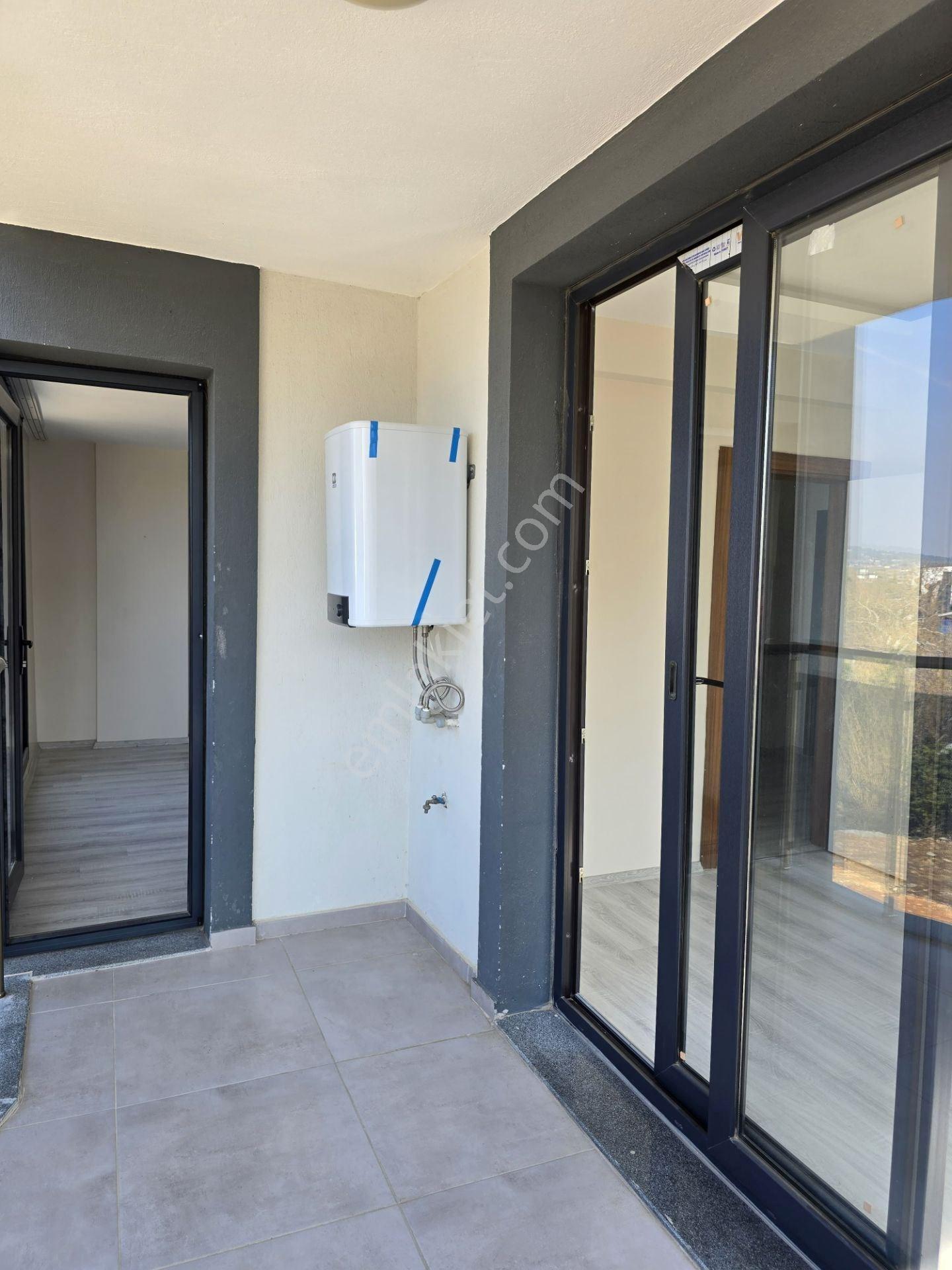 Kuşadası Davutlar Merkezde Satılık 1+1 Daire - Görsel 15