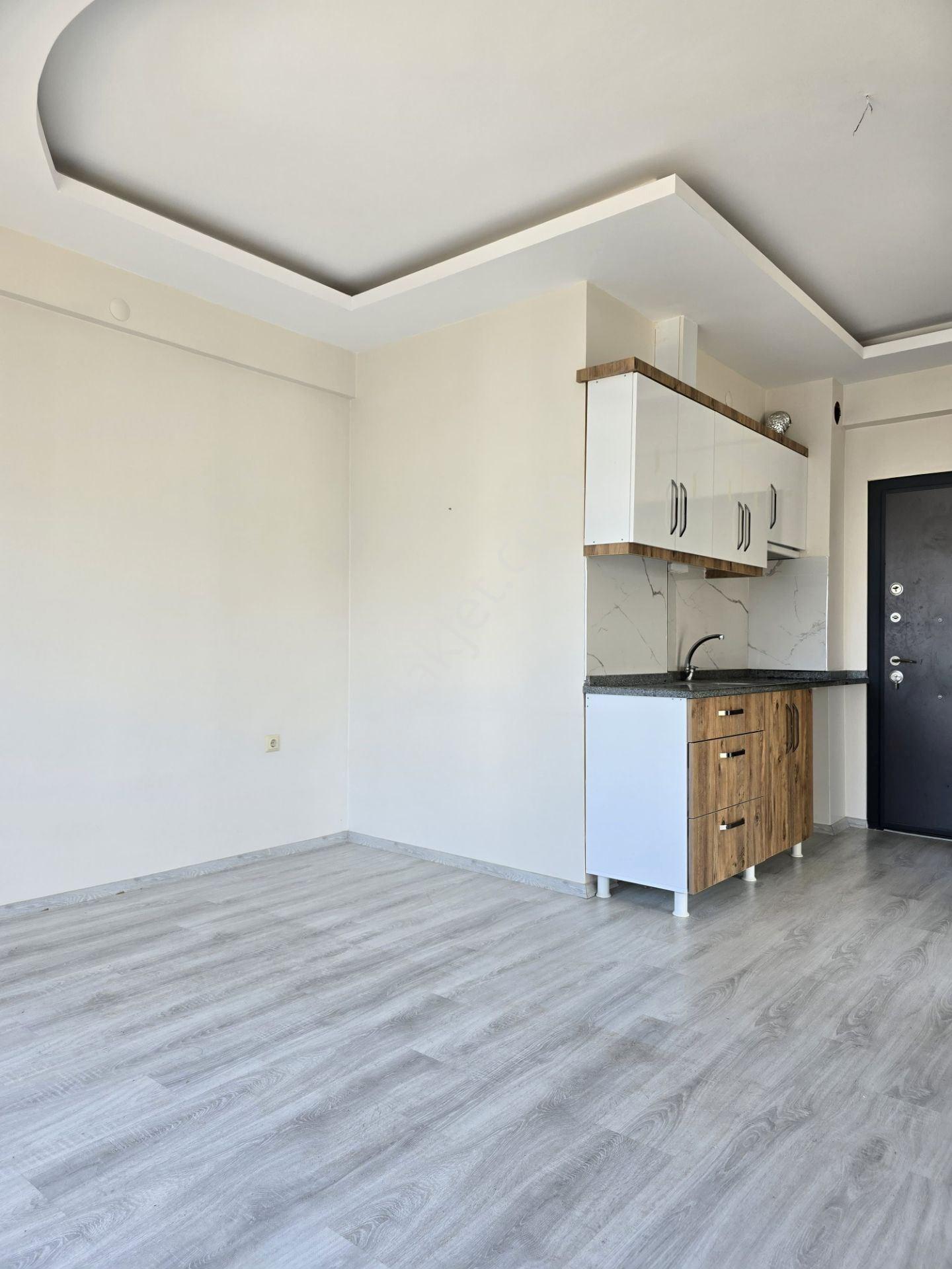Kuşadası Davutlar Merkezde Satılık 1+1 Daire - Görsel 8